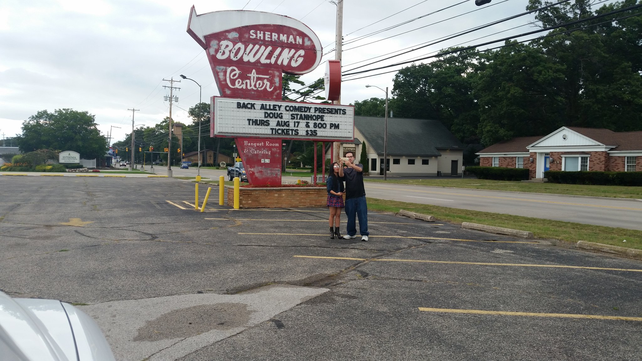 Doug Stanhope on Twitter: “A picture of people taking a picture of a