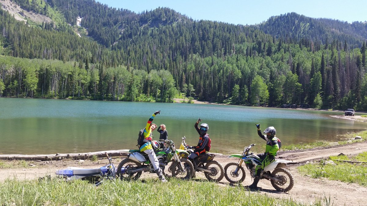 MassNTrash's tweet photo. The dog days of summer! @colton_joyner cooling off, swimming in Forest Lake after a hard ride! 👊  #Highfivegoodtimes https://t.co/SkeISkF83t