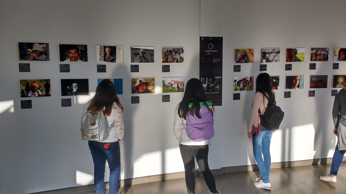 ClaudioSazo1's tweet photo. Muestra fotofrafica de Leandre Deryckere es parte de la semana Francesa en Mejillones no te la pierdas centro cultural Gamelin Guerra https://t.co/Zzyr4hGxJm