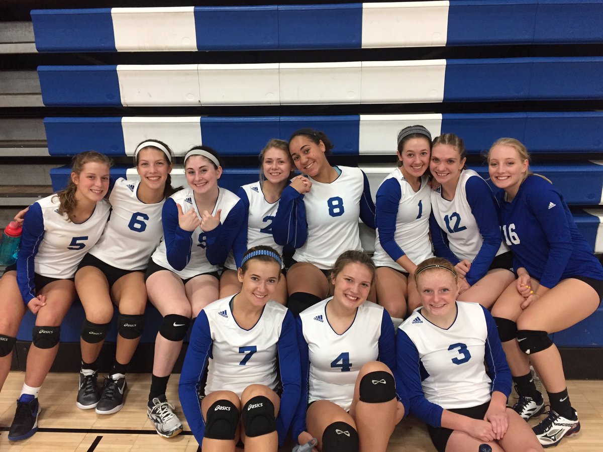 HHSBoss's tweet image. A little team action before our second match. #jamboree #staylit? #hawkvolleyball #thanksforthesupport