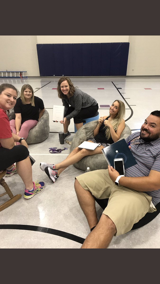 Mrs_LMazz's tweet photo. Thank you, @DSanchezMISD and @aburlesonmisd for helping us get our #innovativemindsets going with our new @getRocketbook! #walelm #myMISD https://t.co/xD4vDLOxzF