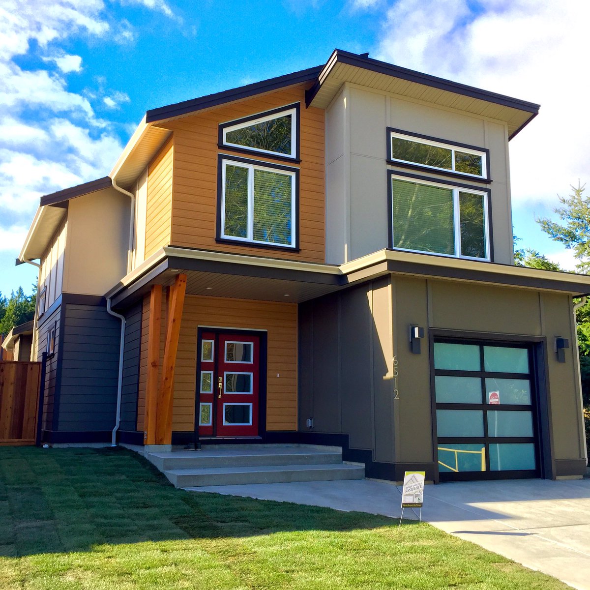 Just completed, new Westcoast Modern home at Woodland Creek #Sooke by <a href="/scsmithbuilding/">Steve Smith</a> #yyj #realestate #sold