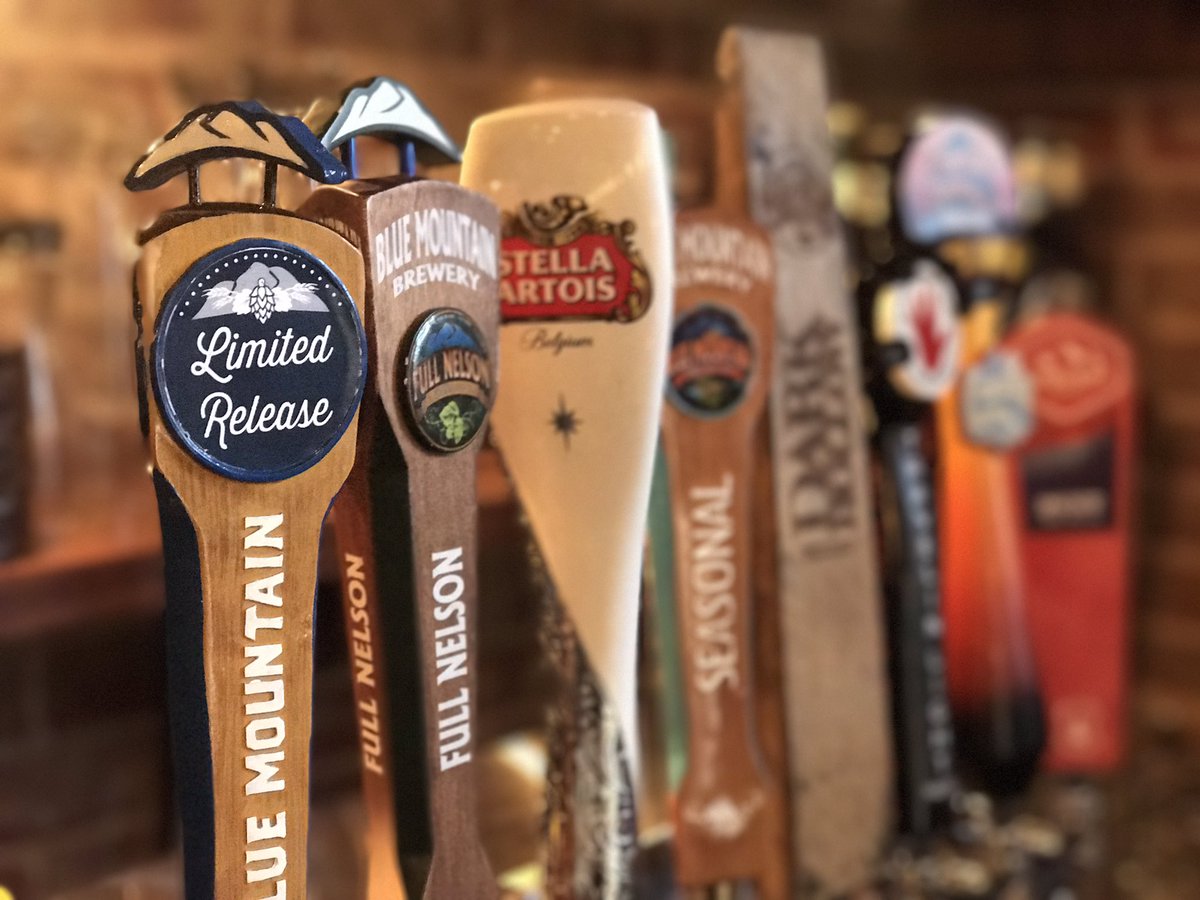 glbistro's tweet photo. Blue Mountain Brewery Tap Takeover in our indoor lounge tonight! 🍻#goldenleafbistro #bluemountainbrewery #TapTakeover https://t.co/mVYFj67mtI