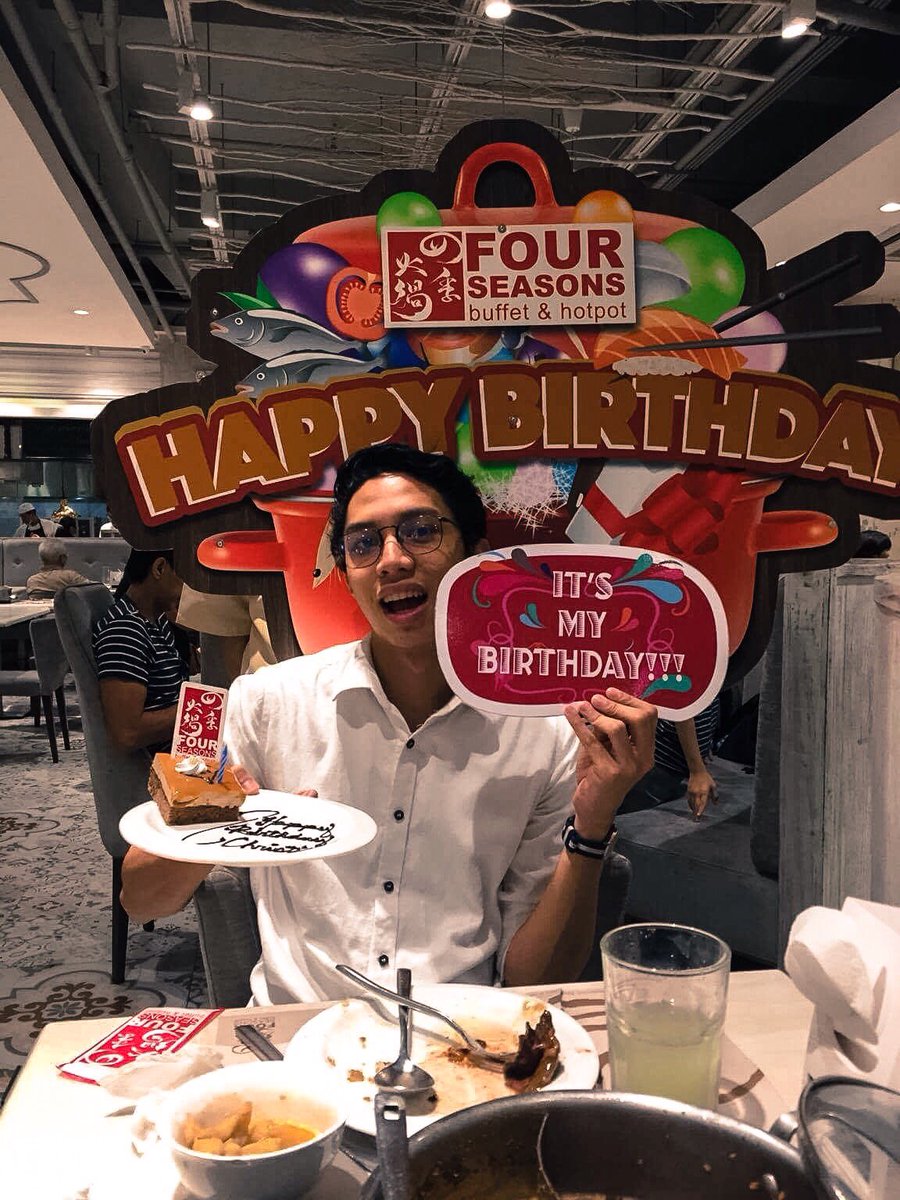 telephoneCords's tweet photo. Ikaw yung naglagay ng Happy sa Birthday ko @TanyaJustineee I love you!! 😘😘 https://t.co/CJWK351hPW
