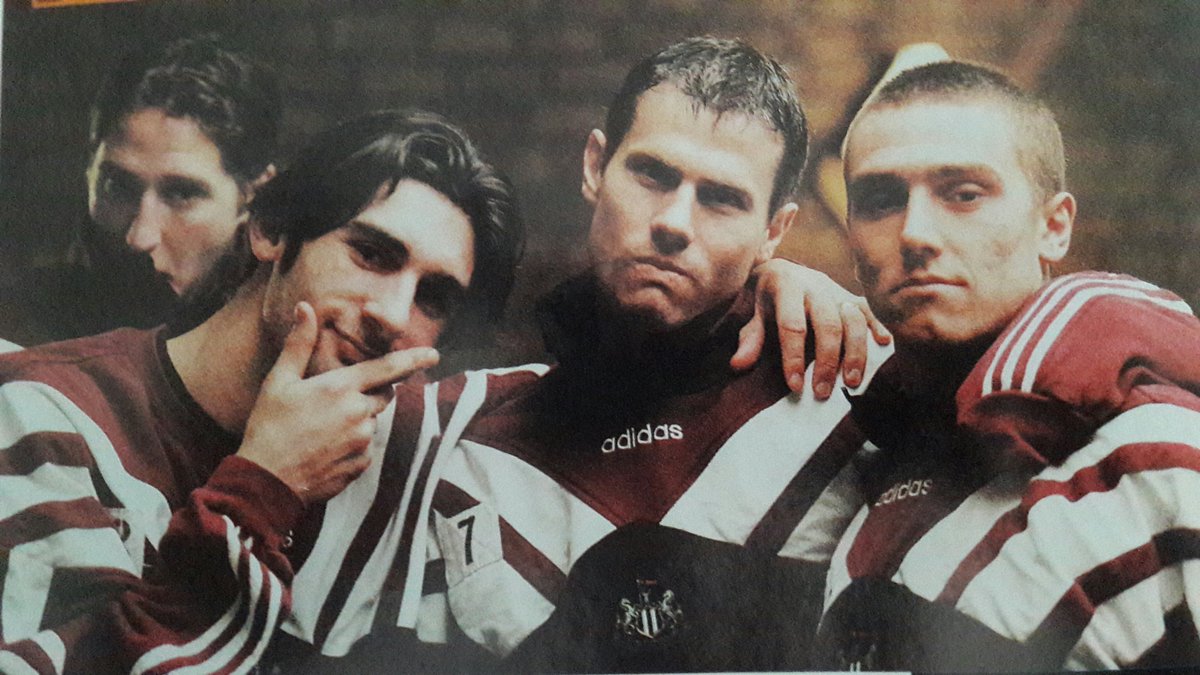 DavidPallister's tweet photo. Can anyone remember the name of the 90s boy band that @robbieelliott3 and @7RobLee were in ? https://t.co/73qFJiI3sf