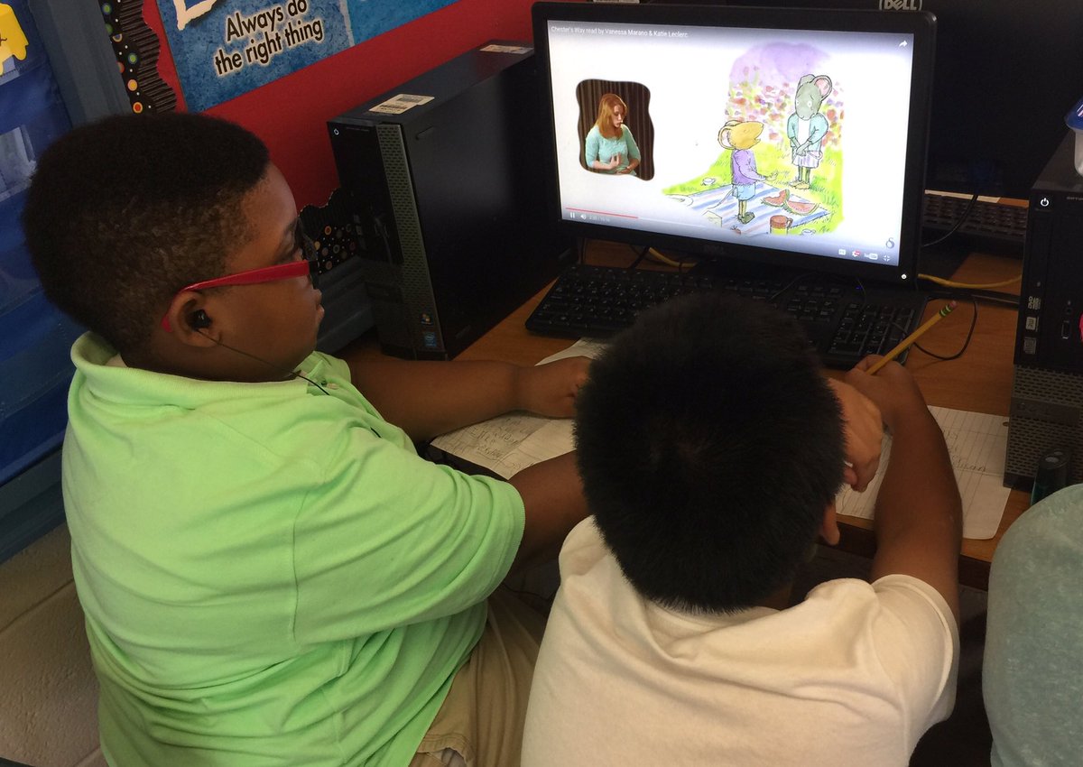 acassity1's tweet photo. Real learning happening @Crestmont7 #tcsslearns @tcss_schools @trhodesGodBless @AlabamaGRIT #SchoolPledge #WholeBrain https://t.co/UKxC4OXq3K