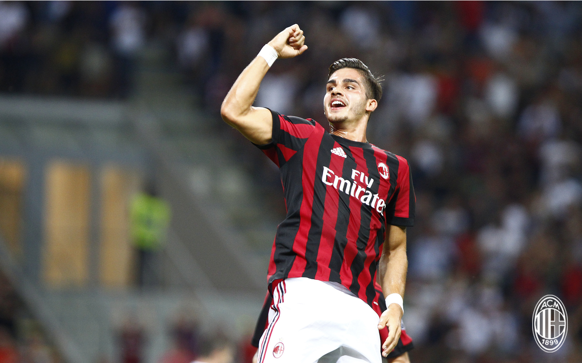 acmilan's tweet photo. His first goal at San Siro ⚽️🔥 / Il suo primo gol a San Siro 🏟️
#MilanShkendija 1-0 https://t.co/U1VFztglxl