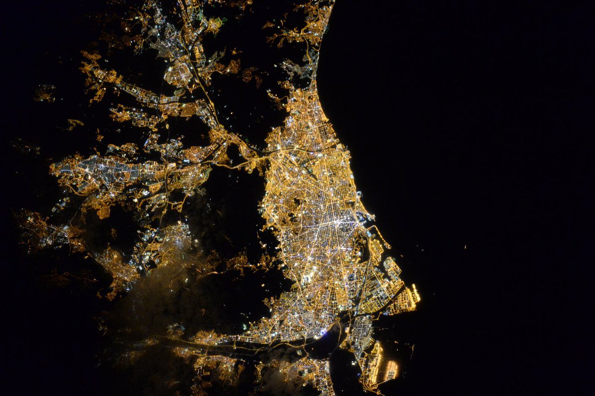 Scott Kelly tweet media