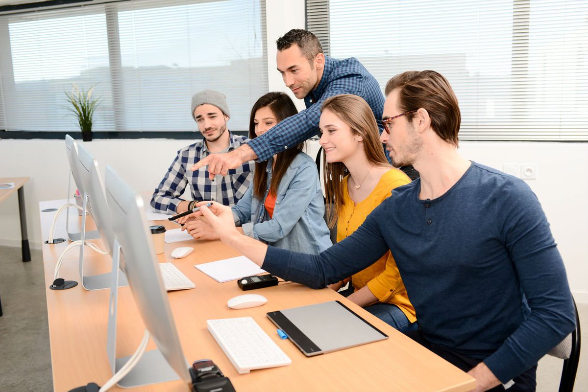 TeamGoodCall's tweet image. You can't just skate by on school work alone. You need an internship – here's why: goo.gl/wrbEaV