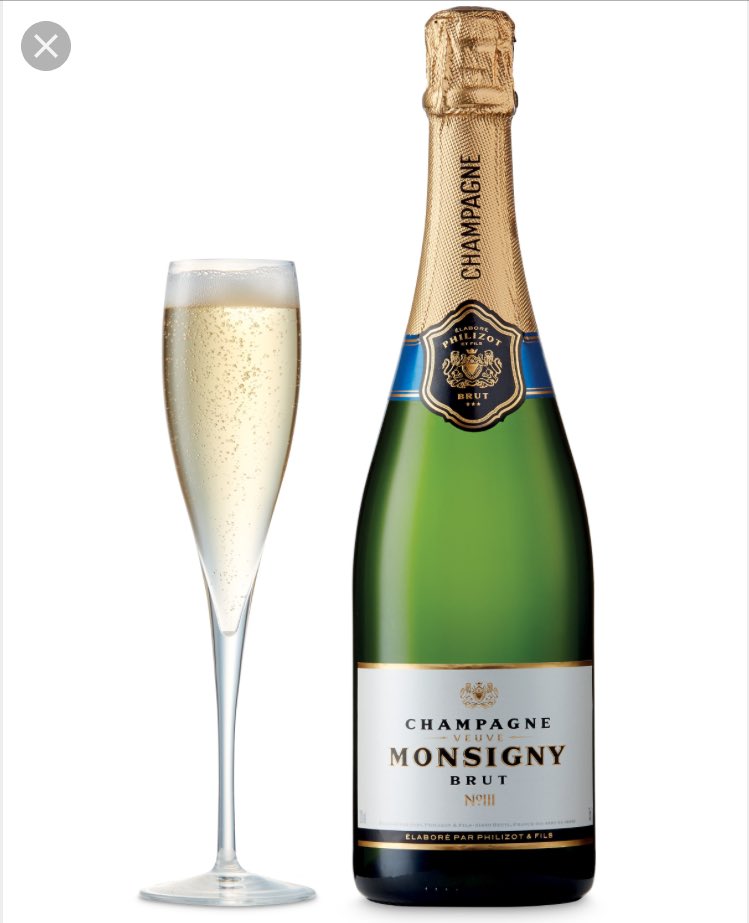 VousPreferez2's tweet photo. RT si tu préfères le champagne 🥂 
FAV si tu préfères le champomy https://t.co/WwIDTswLaf