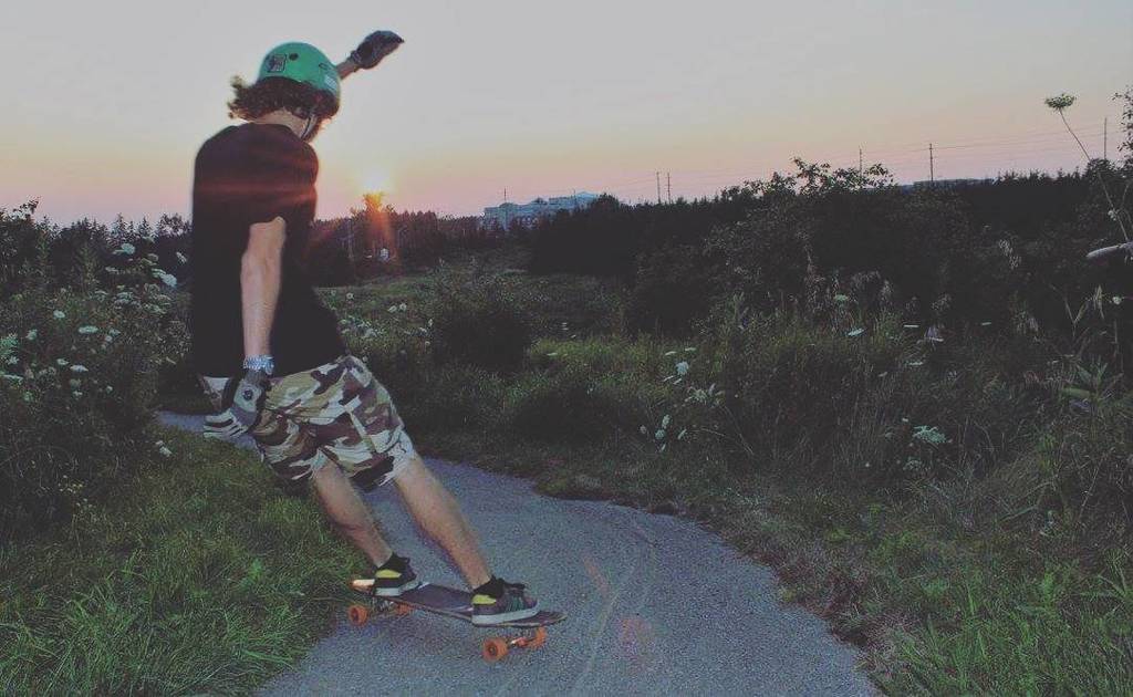 Longboard_Haven's tweet photo. Sauce sauce 😎🙌
.
.
.
@bluangmany 📷
#skateinvaders #teamlbh #zfbc https://t.co/M9Es6agCZP https://t.co/GUSA0SGnaO