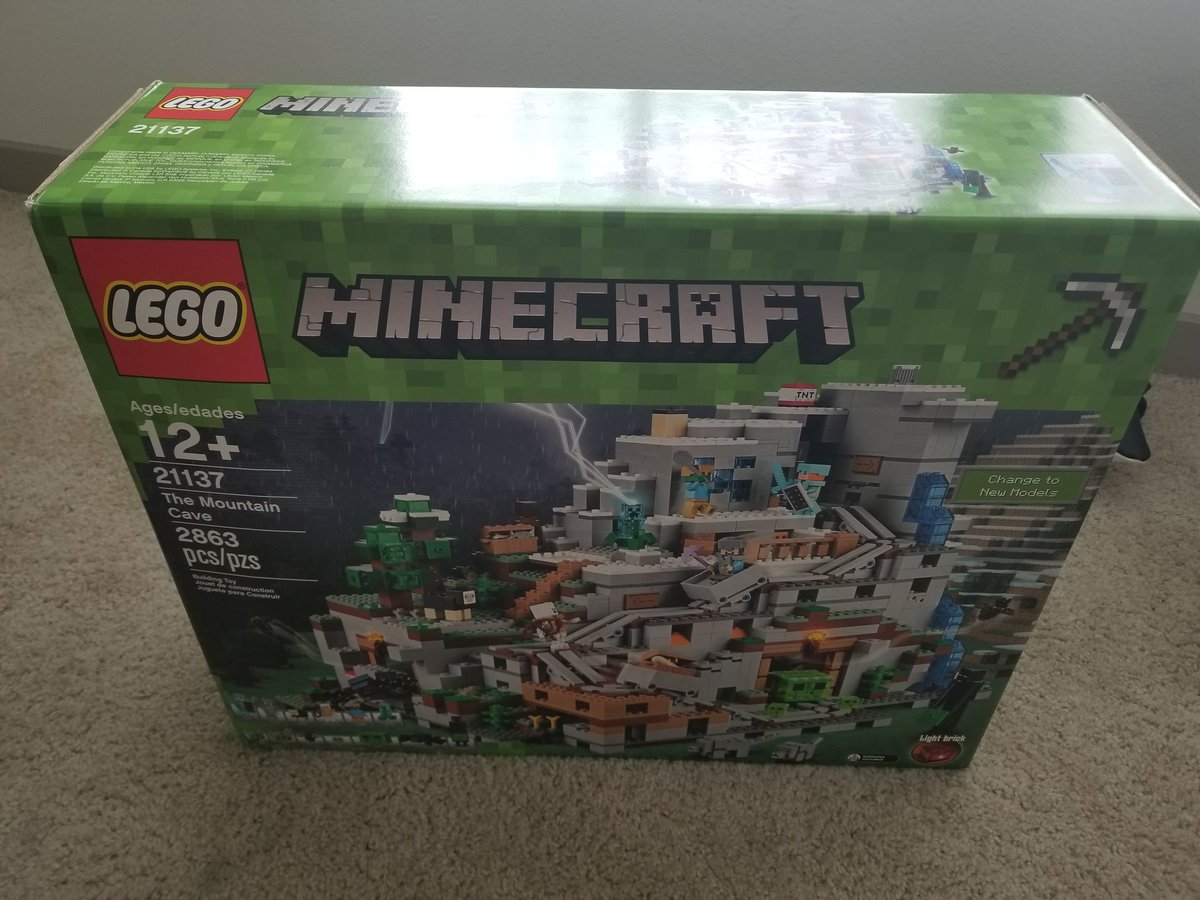 Ryguy Thanks Lego Group And Mojang For The Awesome Lego Set They Sent Me 2 Maybe I Should Give The 2nd One Away O Rt For A Chance To