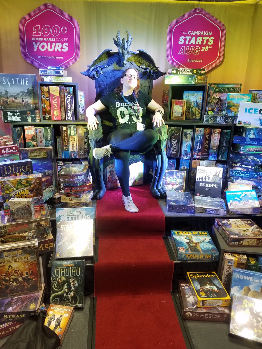 nerdist8's tweet image. That&apos;s my spot. #GetDized #Throneofgames @getDized