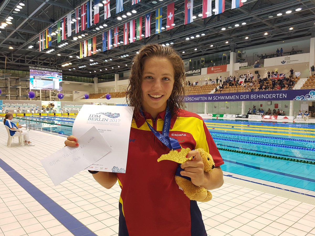 IranArabSpring's tweet photo. Thank you very much Nuria Marques Soto :)
Nuria was Gold and Silver medalist at Rio 2016 Paralympics Games (swimming)
#SaveWhiteHelmets https://t.co/kwAdfBDbYw