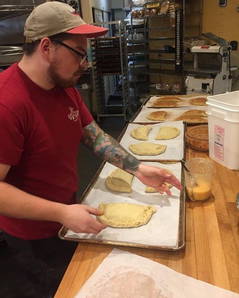 GHALoafer's tweet photo. An Apple Galette is an apple turnover with fresh chunks of granny Smith apples and top cinnamon! #applelicious https://t.co/yOvHtxQR8I https://t.co/RJReTsOyy3