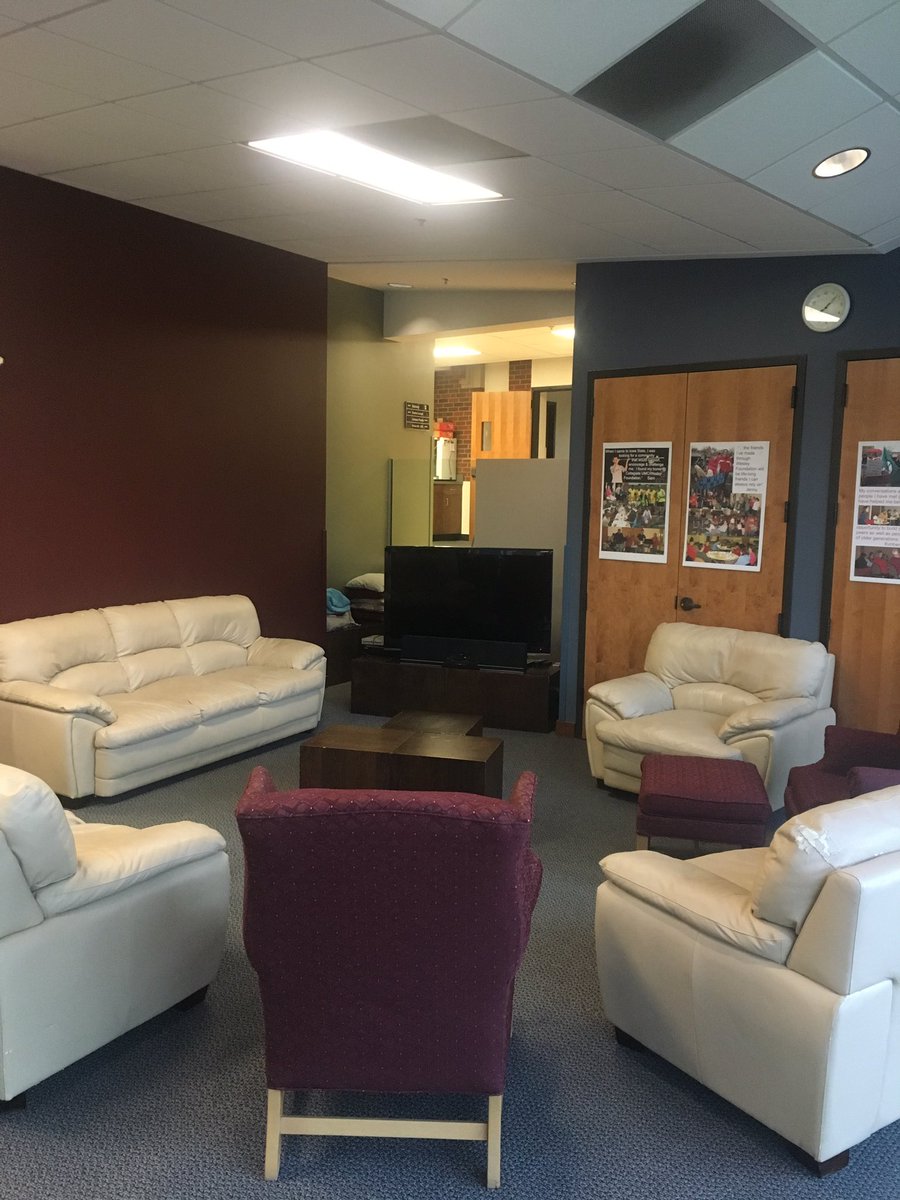 isu_wesley's tweet photo. Looking for a quiet place to study and enjoy coffee this school year? Checkout the Wesley Student Lounge! #study #Cyclones https://t.co/ppJHbRxMEK