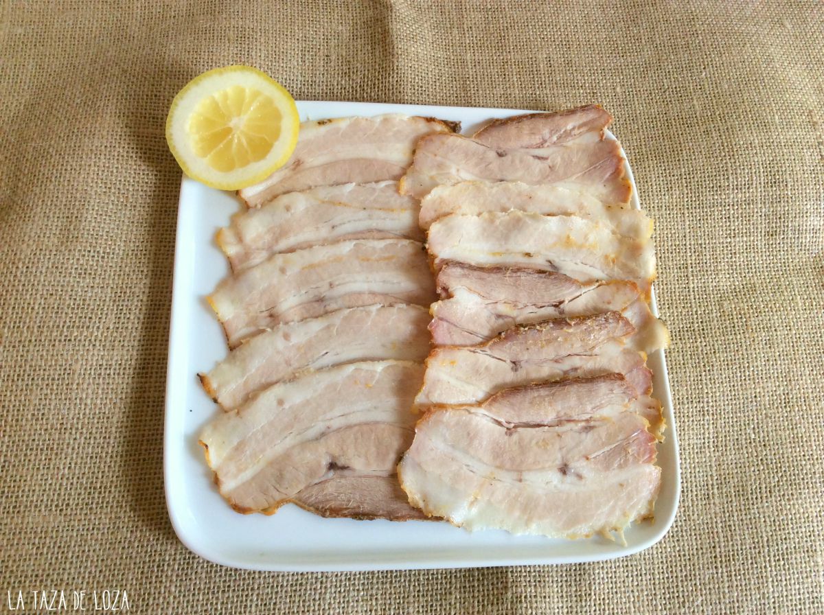 aj_jimenez99's tweet photo. No me falleis! 
CHICHARRONES
RT- EN TACOS
MG- EN LONCHAS https://t.co/2jzdZF7TBJ