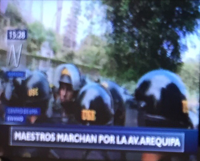 Mar_Deza's tweet photo. En @RPPNoticias se han nacionalizado españoles ¿Viven en #Barcelona? ¡Hasta los verduleros de @canalN_ están que cubren marchas! #RPPKausas https://t.co/u8rPtGfJim
