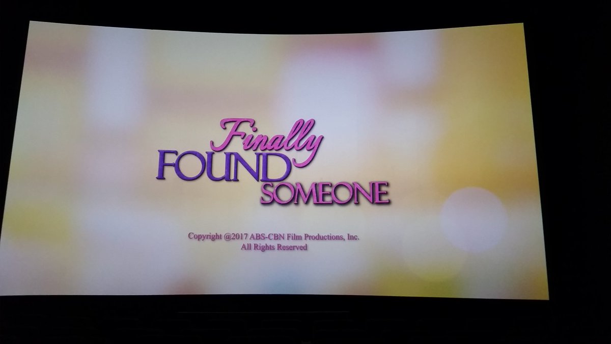 chicklet_li's tweet photo. Great picture from @JustSarahG n Johnlloyd #internationalscreening #finallyfoundsomeone #FinallyFoundSomeone3rdBlockbusterWeek https://t.co/yYI9TR5vvj