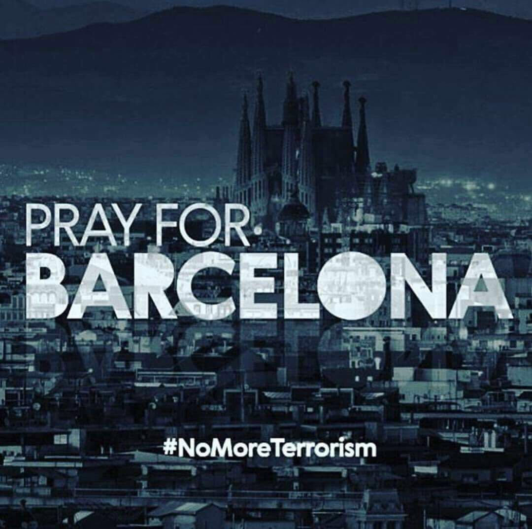 Toda mi fuerza y solidaridad con los familiares y amigos de las víctimas del atentado en Barcelona.