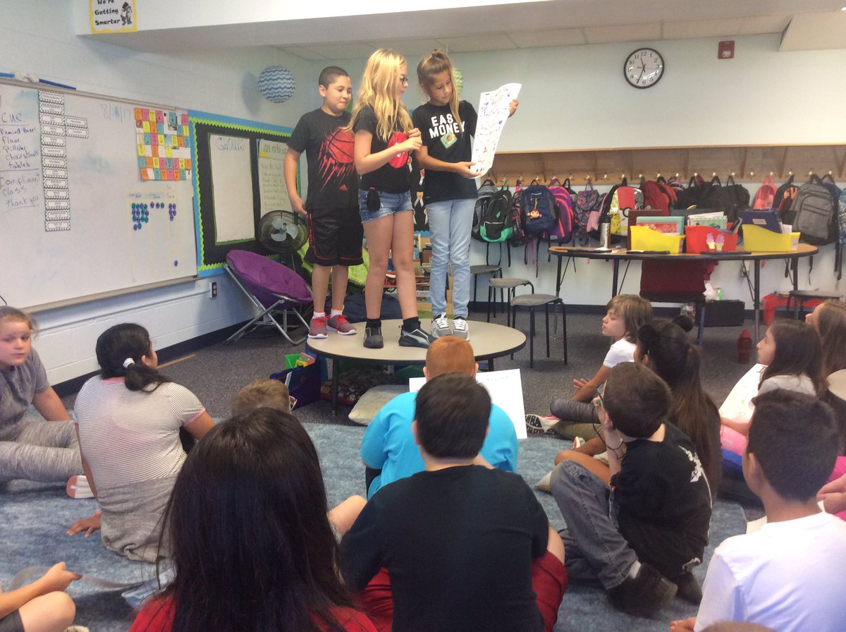 ruffteacher's tweet photo. Used our low table for a stage. Presented how to chose good book. So fun! #ruffpups2025 #flexibleseating #turner202strong #junctionproud https://t.co/NVTjSI2C2z