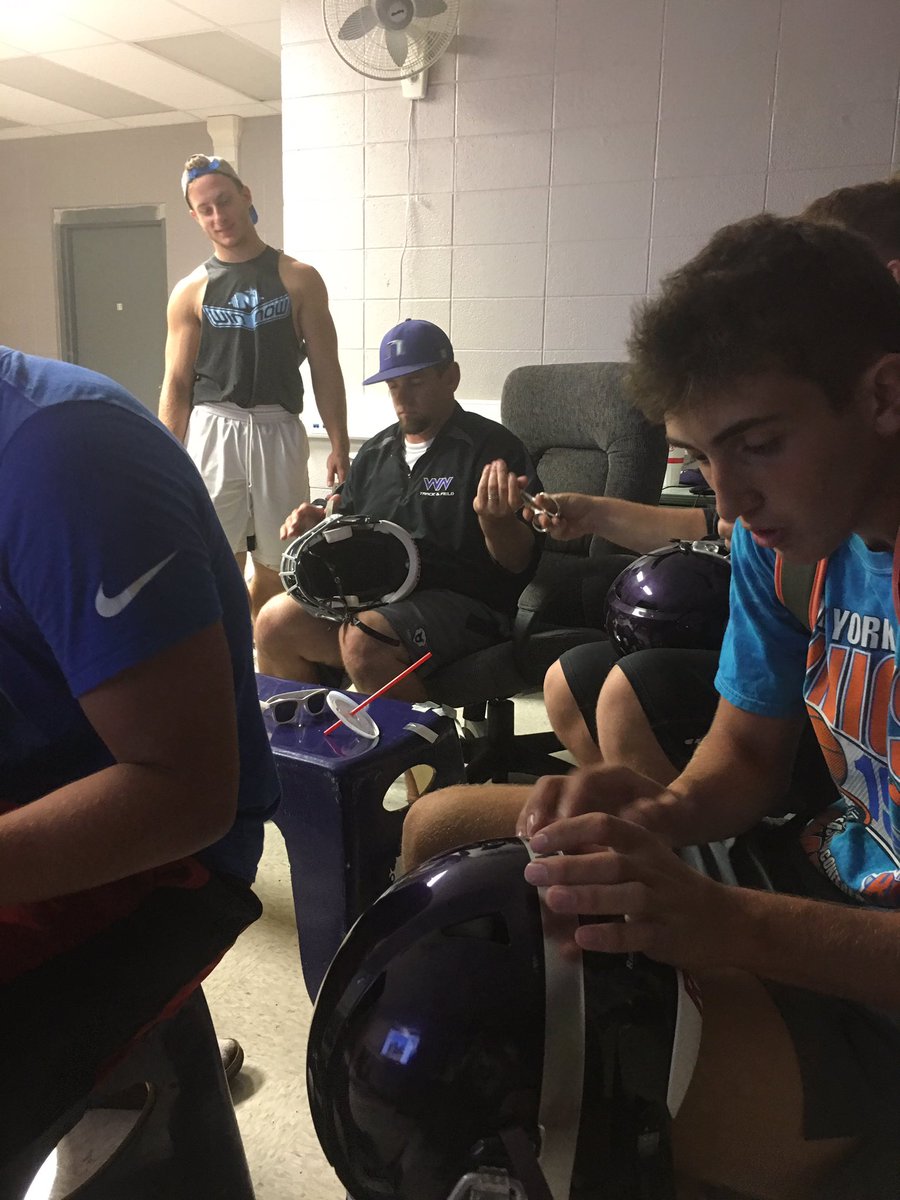 notcoachdamico's tweet photo. Love helping out @waukeshanorthfb and @CoachHarris28 with anything I can! #Primetime https://t.co/LrSFkXnVS9