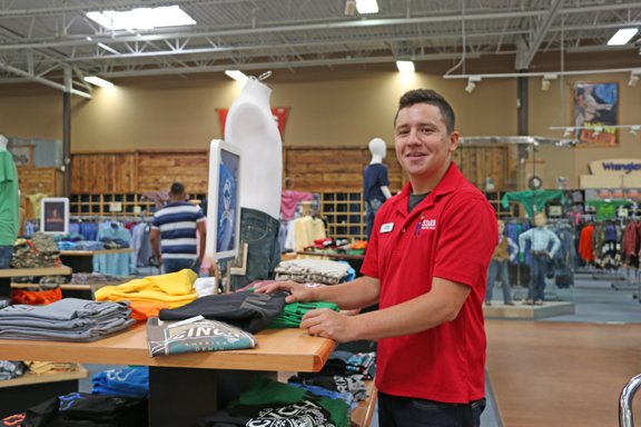 StarrWestern's tweet photo. Those mannequins don't dress themselves! Thanks to staff members like Joel, the mannequins always look good. #StarrTeam https://t.co/I8Q3CJ6BqV