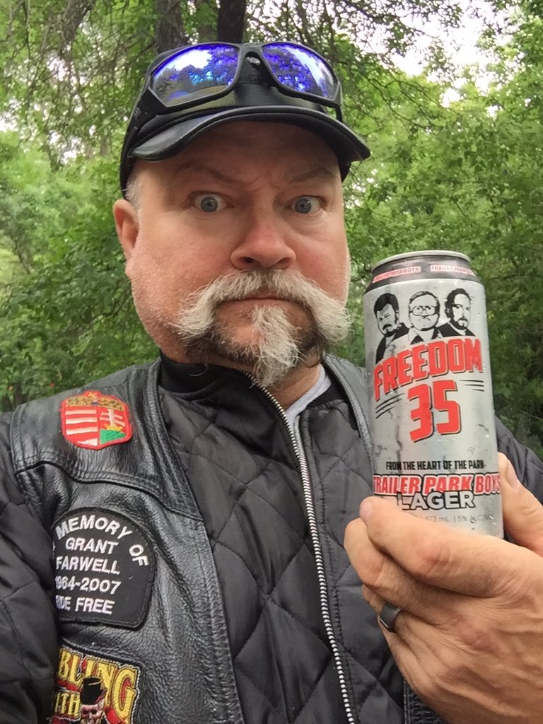 fmentes's tweet photo. @trailerparkboys #TPBFreedom35 https://t.co/5l9RqJhQxm