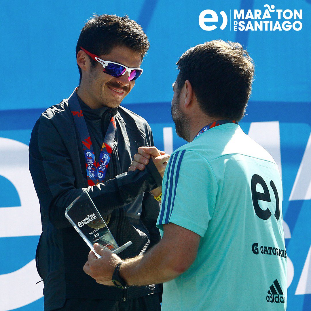 maratonsantiago's tweet photo. Sólo aquellos que se atreven a sufrir grandes fracasos terminan consiguiendo grandes éxitos. #eMDS2018 #Runners #FitnessMotivation #Chile https://t.co/xyLqCtPVYM
