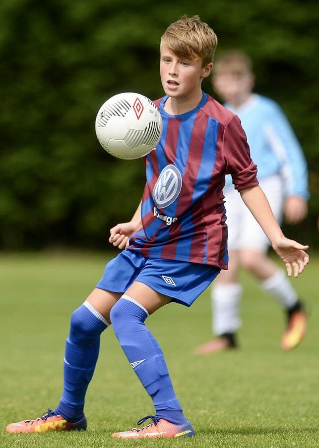 EastMeathUnited's tweet photo. East Meath United in action against Roscommon Cubs recently during the Volkswagen Masters event.  #VWMASTERS17 https://t.co/9AfgGmZN1d