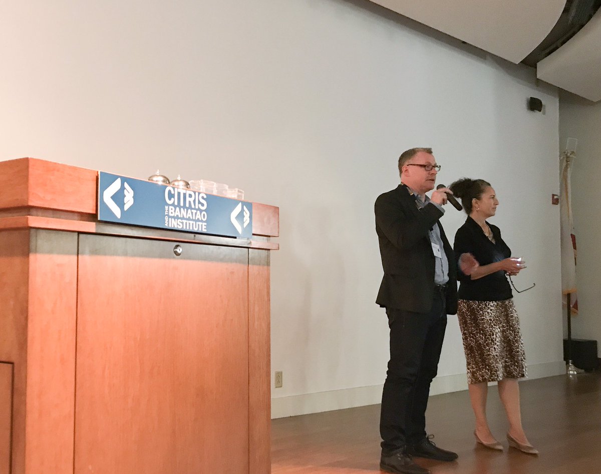 SutardjaCenter's tweet photo. Thank you @AnastasiaAshman and @KalDeutsch for judging! #bmoe2017 #startups https://t.co/TD88mrxBt5
