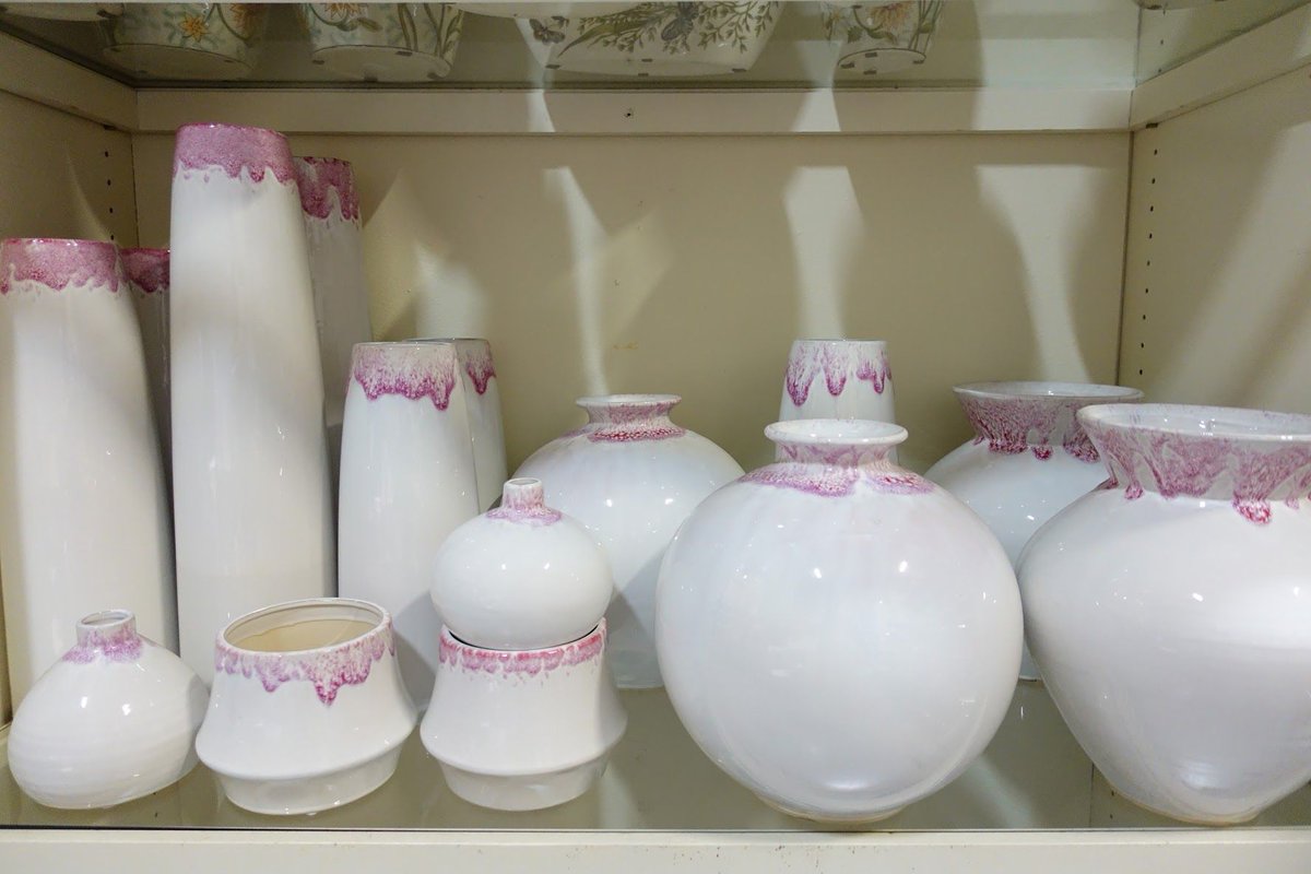 TICweb's tweet image. Have you been to #TheImportCollection warehouse yet? Find that one-of-a-kind item that is perfect for completing your design!