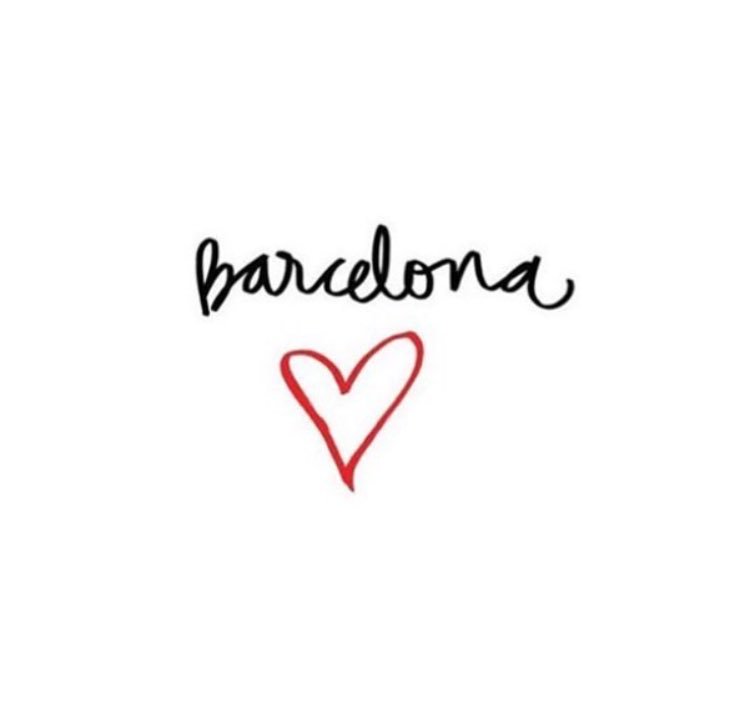RocioCabreraNWS's tweet photo. No dejemos que el odio gane 💜 

¡Muchísima fuerza a la gente de Barcelona! Esperamos y deseamos que estéis todos muy bien, mucho ánimo 💋 https://t.co/Y1NM67tKgU