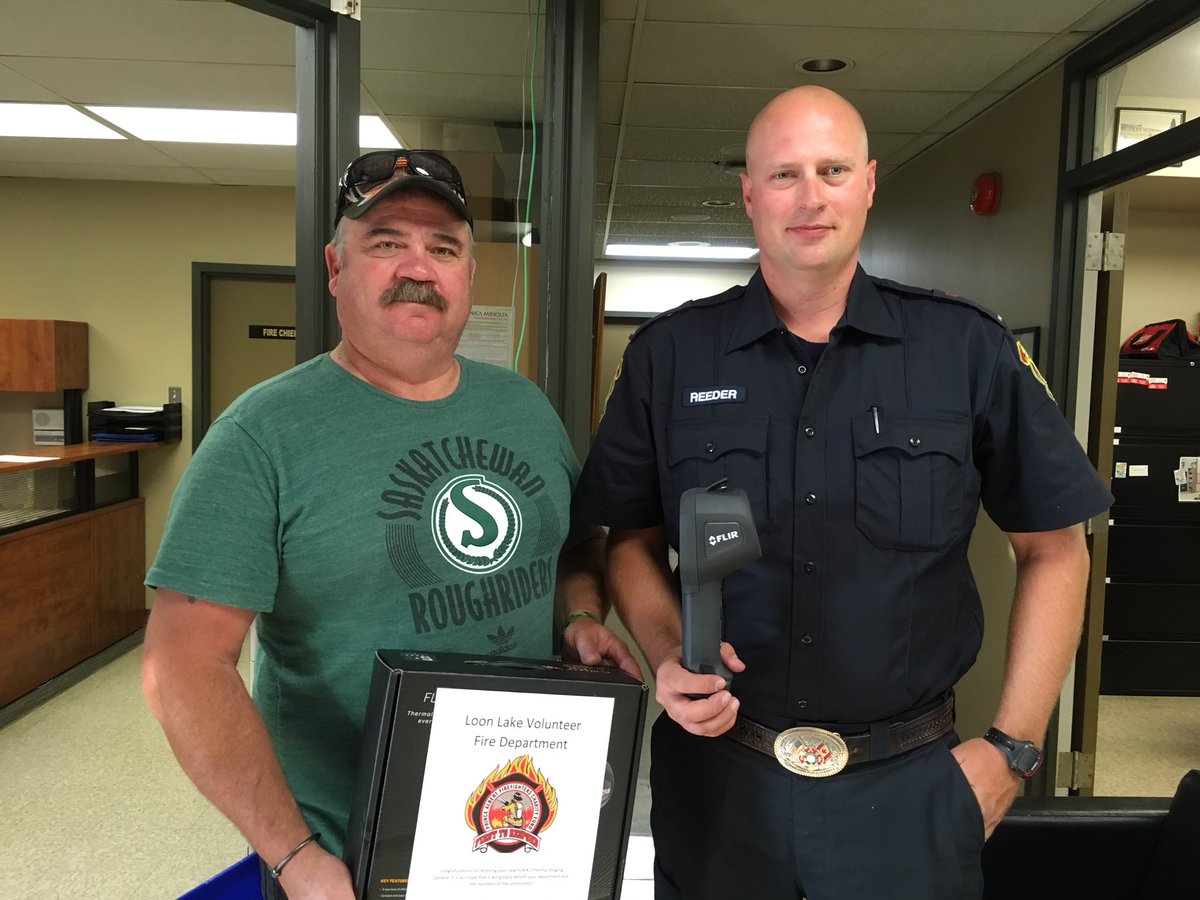 PAFirefighters's tweet photo. Proud to donate a thermal imaging camera to Loon Lake Fire Dept. Thx 2 U for serving your community. @SPFFA2 @PAFireDept @SAFChiefs https://t.co/s2IgDUTpo9