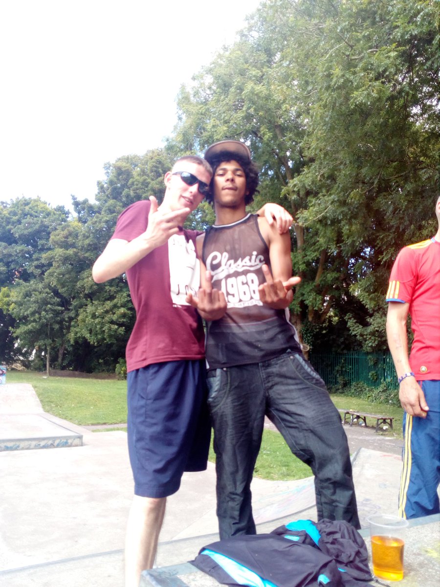 NoreenAnisha's tweet photo. Good homeless ppl were all like family https://t.co/SrlKGTWj0h