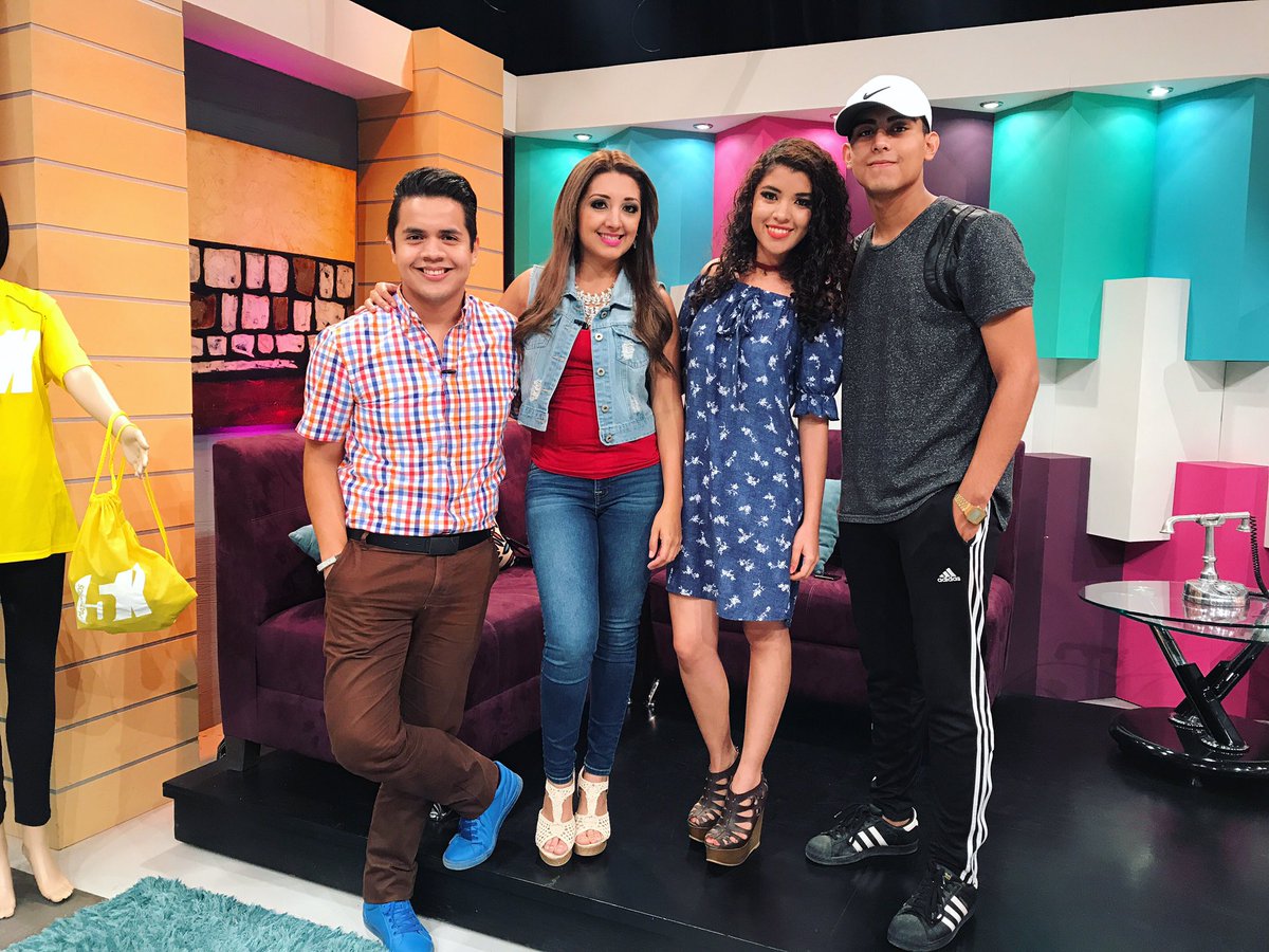 vallevisiontv's tweet photo. Hoy en #VallevisiónEspectáculos bailamos con Mayorga, nos vemos mañana de 12:30 a 2pm por canal 8 de #Vallevisión #TeamEspectáculos https://t.co/OhIcDsPAlj