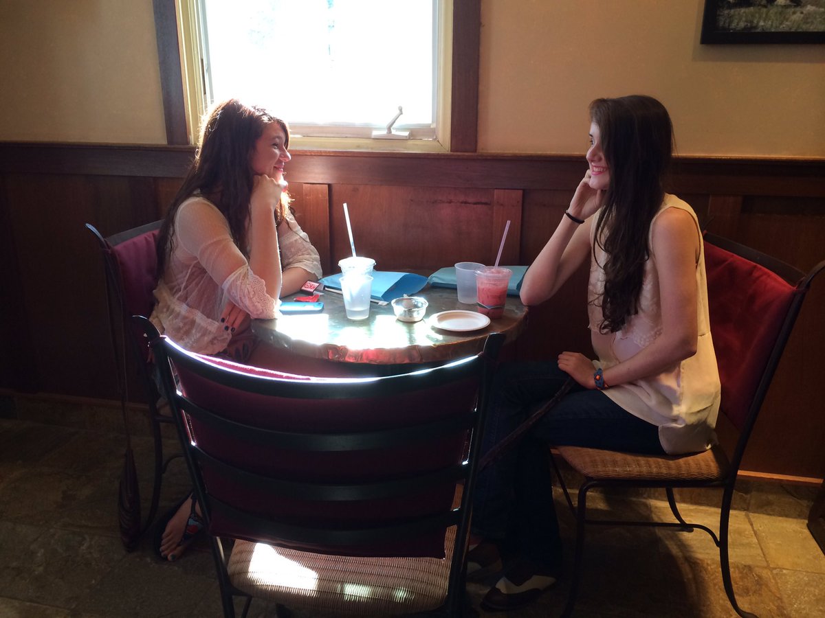 Emma_Deneen's tweet photo. If @onoMarapoeia and I aren't already your otp then look at this https://t.co/4MXiWdxXC5