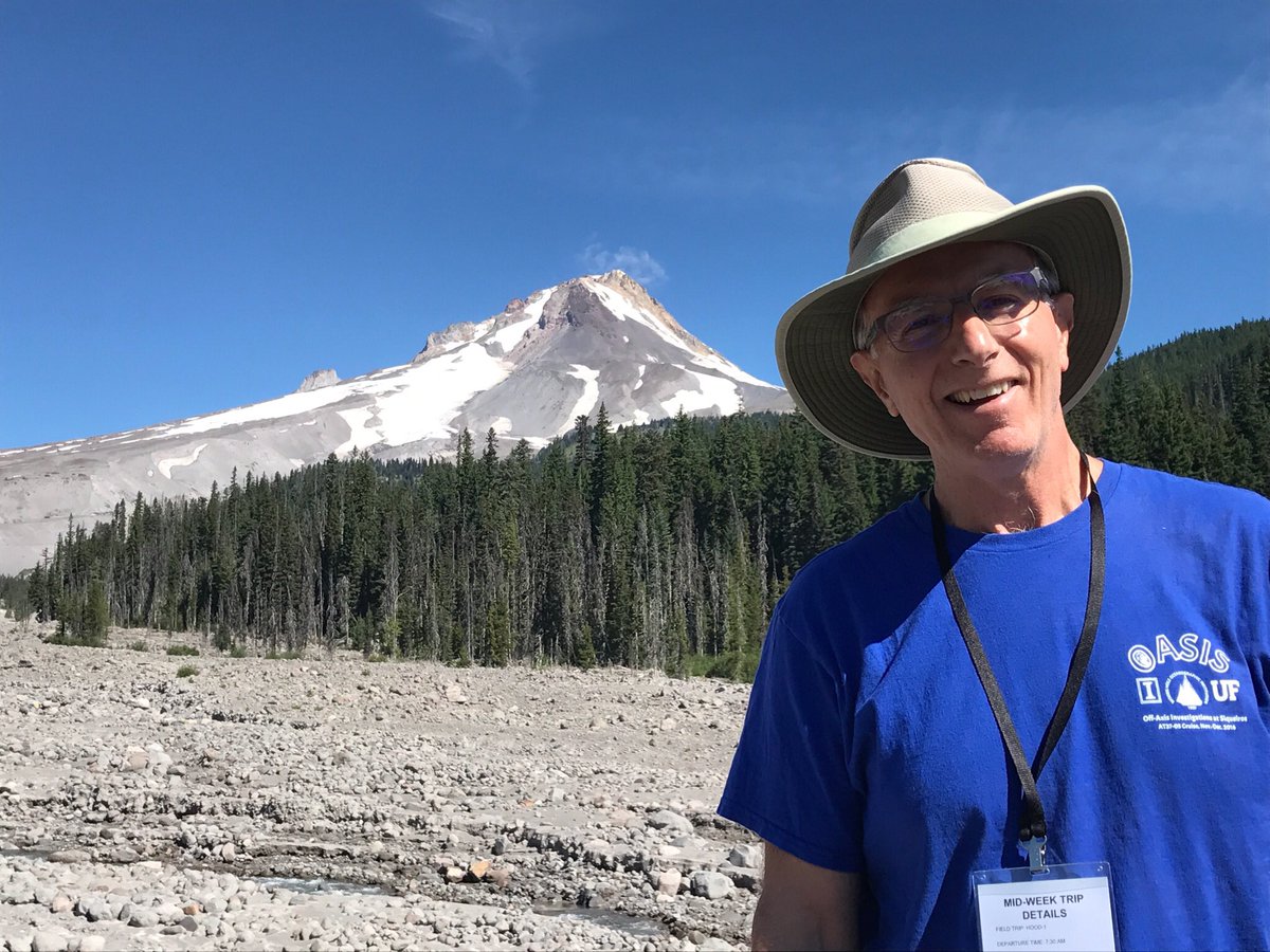 m_perfit's tweet photo. Wonderful #IAVCE2017 field trip to Mt. Hood yesterday. And spectacular weather. https://t.co/84nB3AXu8d