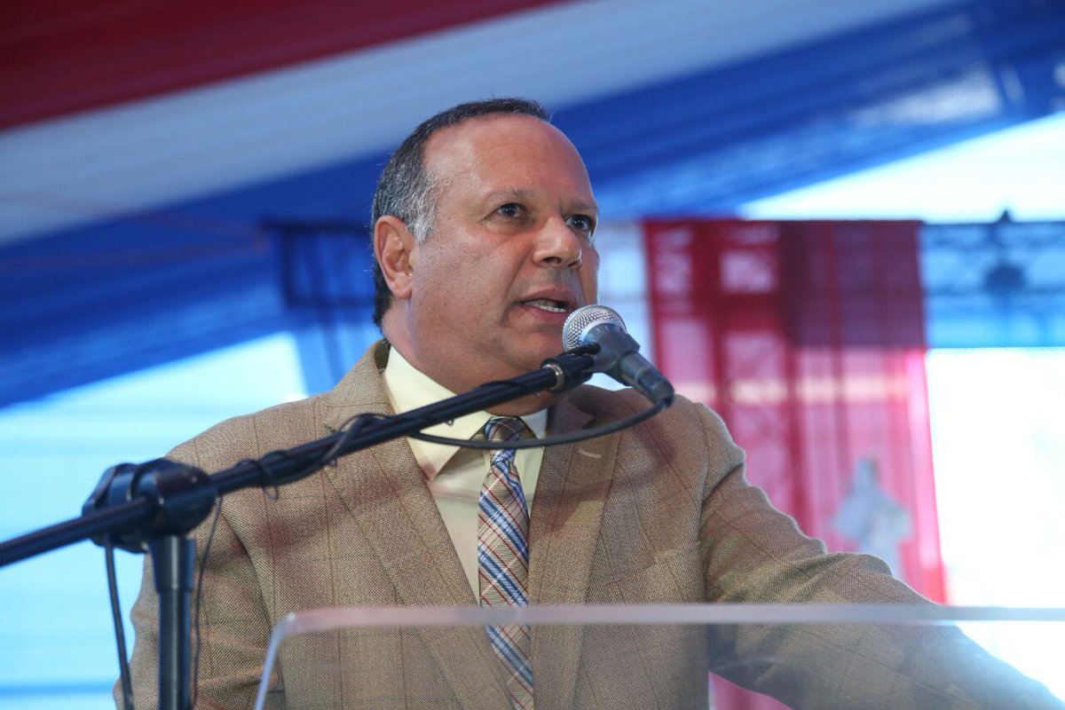 “Vamos a producir una transformación en el sector Salud que tiene que empezar por nosotros mismos, por todos”. NR