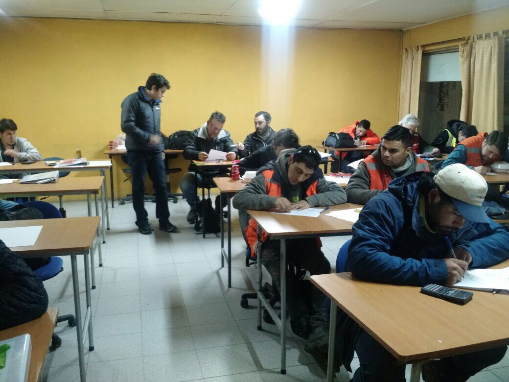 Capacitación trabajadores Echeverria Izquierdo 
CMPC celulosa planta laja