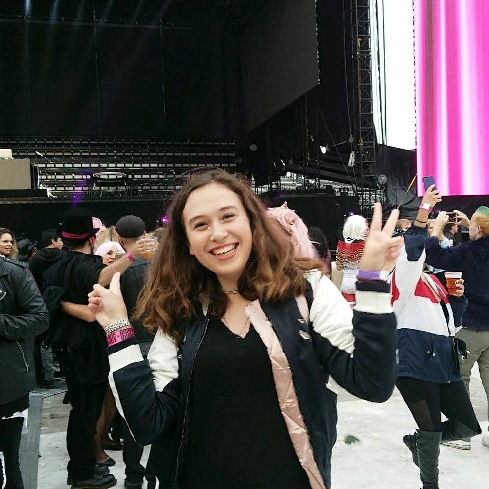 hanahgschneider's tweet image. @ladygaga is many things, an activist, a voice, an artist and more, she encourages love in our world. Enjoy💜fellow sacred heart student