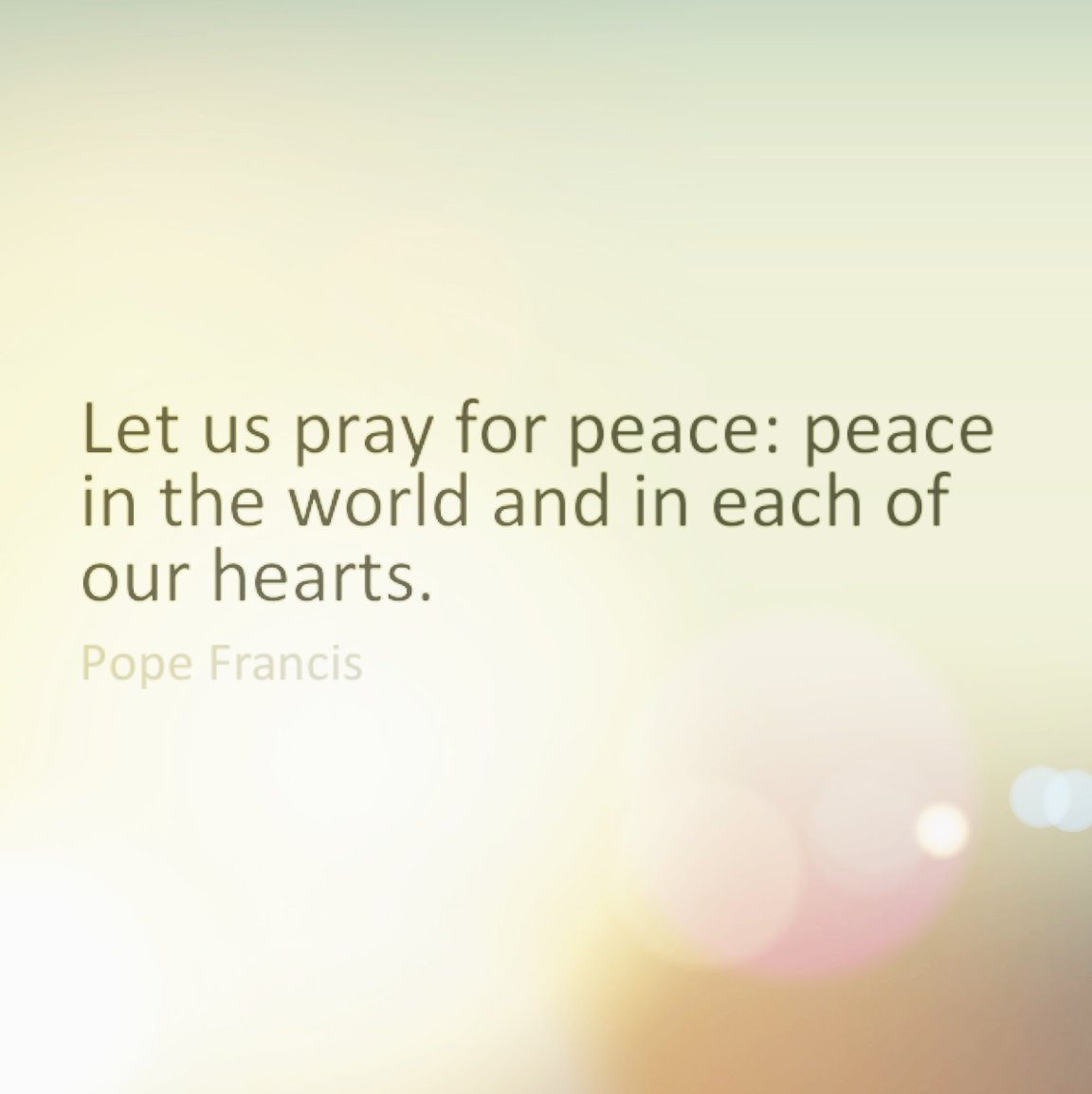 Elvisaa84's tweet photo. 💛 #Barcelona 
💛 #Charlottesville 
💛 #WorldPeace 
💛 #lovemorehateless https://t.co/hgyKzDk7bF
