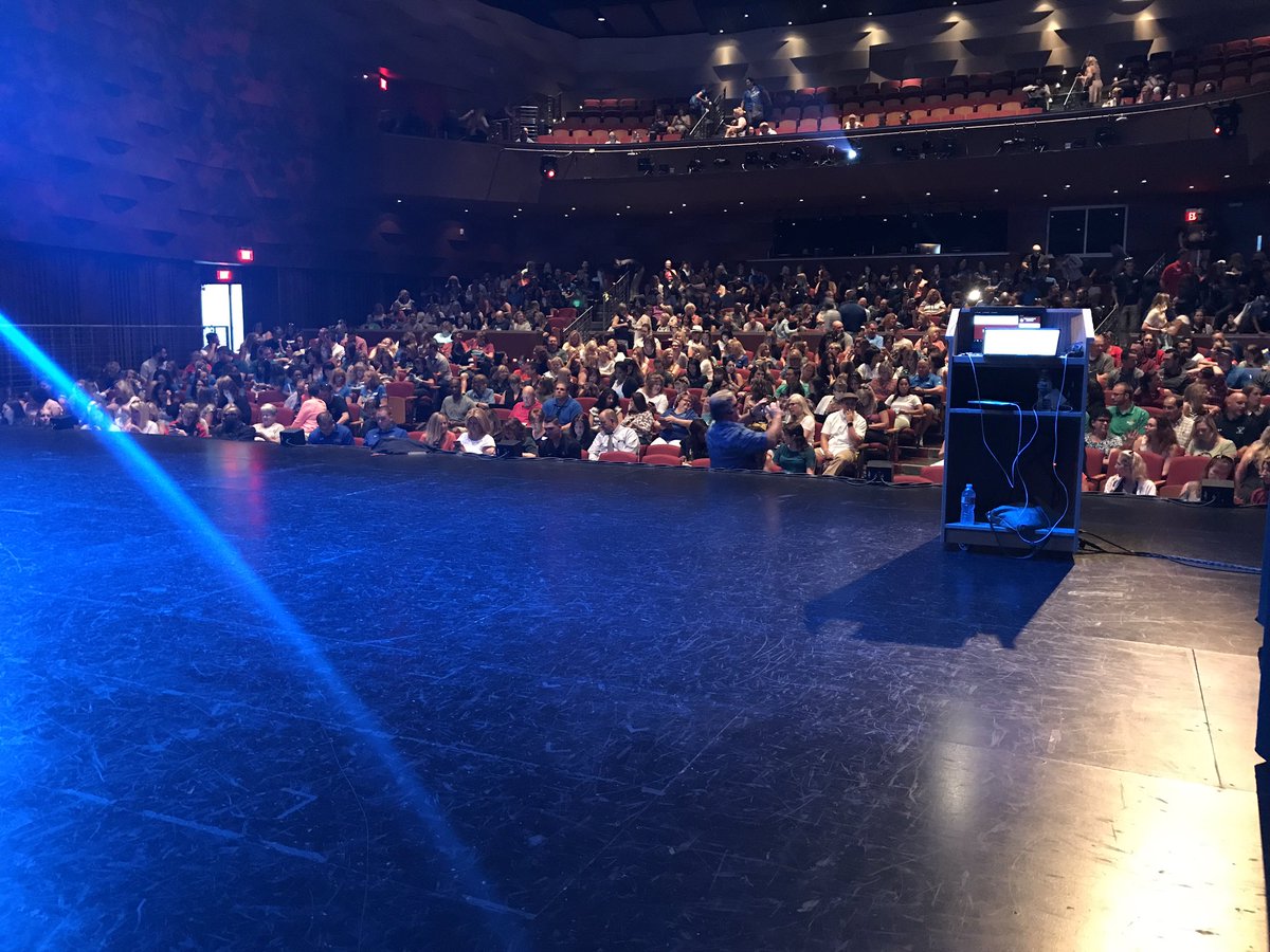 lesliefisher's tweet photo. It's was an absolote pleasure breaking a glass ceiling and personally ditching a myth. Keynoted #BETA17 all of three miles from my house https://t.co/MJS2SKmJVA