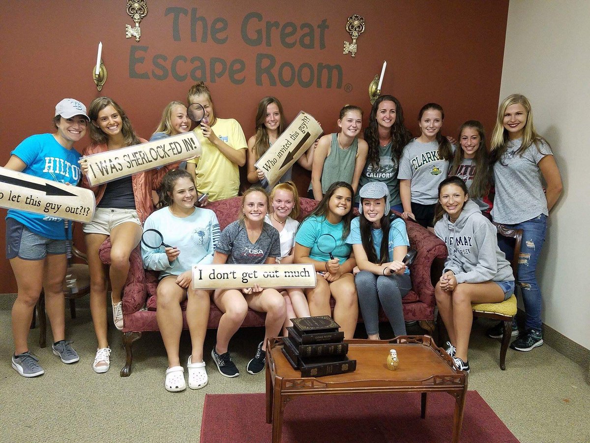 Hilton_FH's tweet photo. Team bonding tonight for some of our JV and Varsity girls! #escaperoom #theymadeitout #goCadets https://t.co/25jMRryh7H
