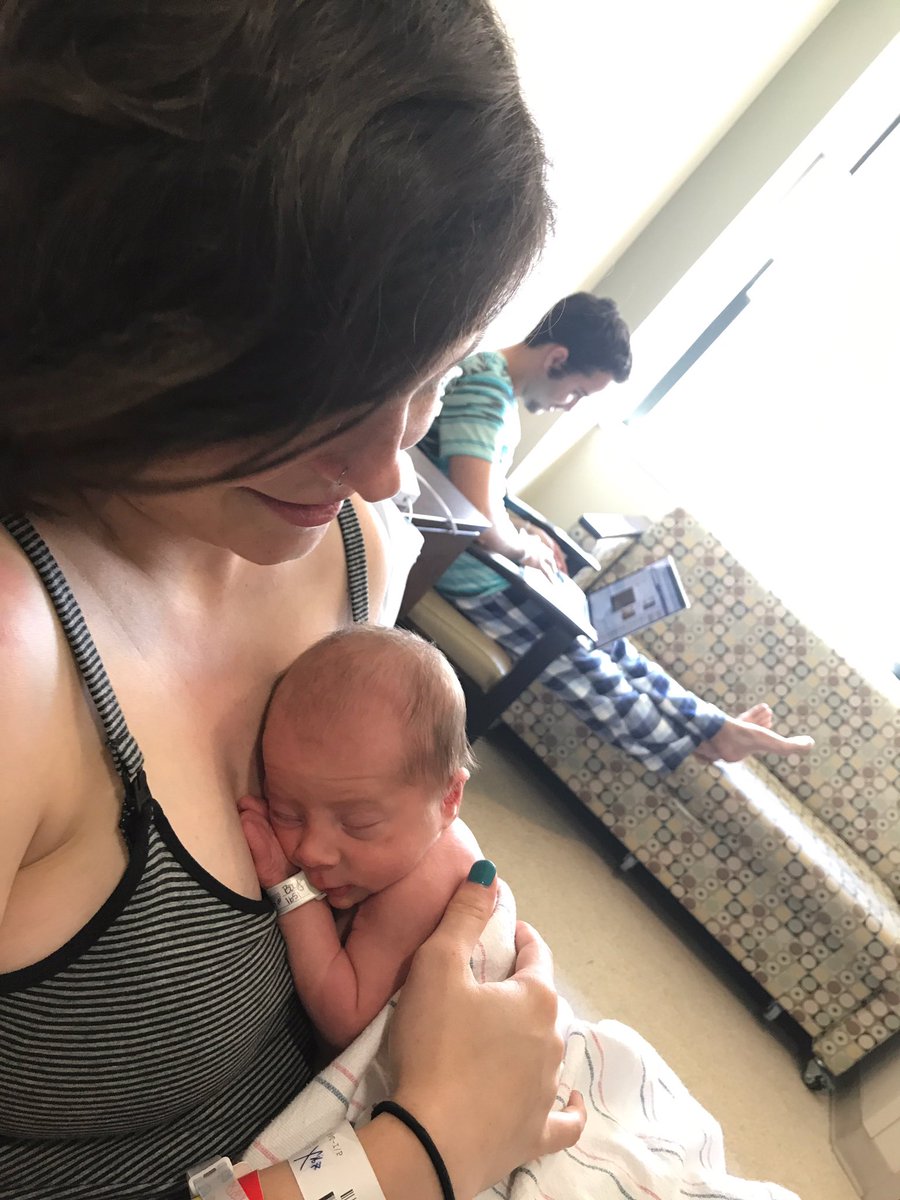 kkathryne's tweet photo. Mom induced child birth a week early to attend dallas @edsheeran concert gets screwed by @StubHub night before and now can't go @KiddNation https://t.co/uc2O74xbP3