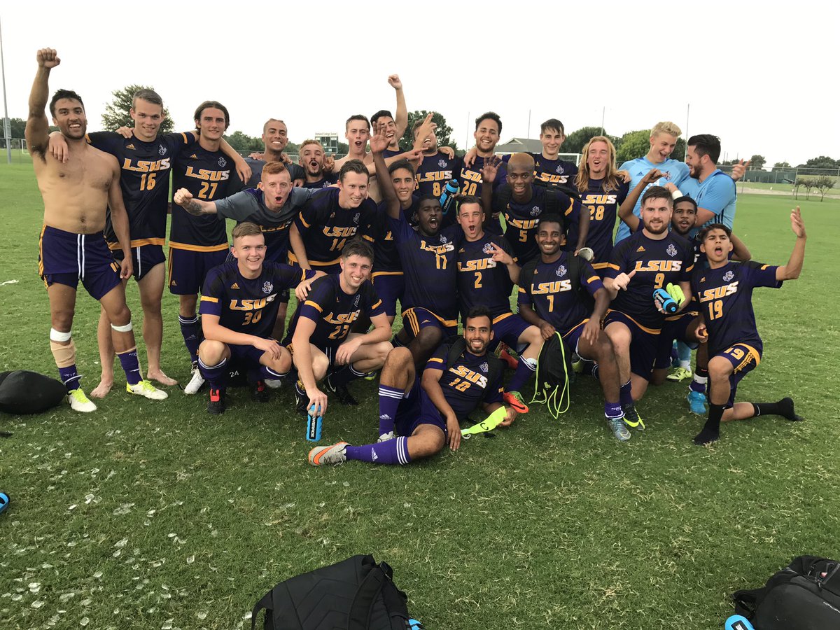 LSUSMSOC's tweet photo. Another friendly another quality performance. Can't say final score but good guys on top of Richland College. Gaining momentum https://t.co/UFogDJJHiz