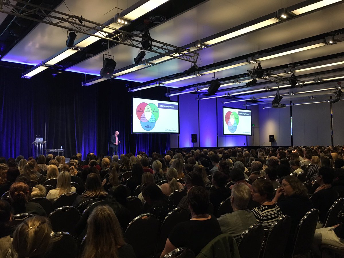 davmoro's tweet photo. Great way to kick off the @ChildcareVic Conference with @TimLonghurst #acavconf @crownmeibourne https://t.co/6tGg9d4M7i