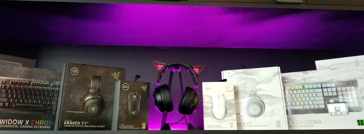 I3MrNobody's tweet photo. @RazerStore Ah you've got it 1st😲😲😲😲 it's supposed to me the who posted this 😝😝😝 https://t.co/RSoXem9JeT