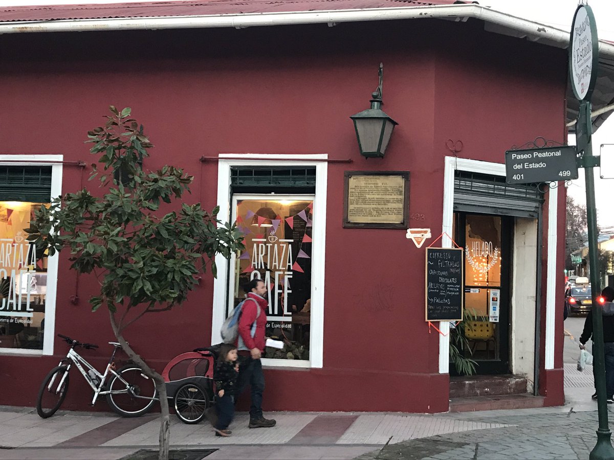 ragliatim's tweet photo. En #Rancagua es posible ir al centro en bicicleta con la familia 😉🚴 https://t.co/gVgL3dIvMd