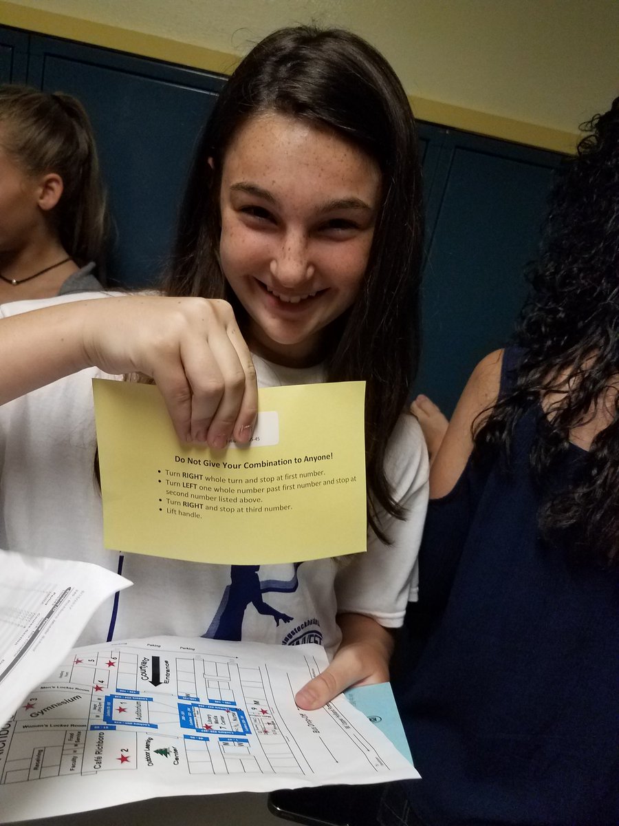 CRSD_RMS's tweet photo. loved hosting new students! today's mission: meet new people, schedule comparisons, and open that locker! #rightleftright #crorientation https://t.co/NlhPiGzDb0